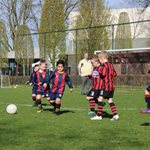 2023-04-15_zundert_minis_wedstrijdjes_007.jpg