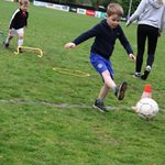 2026-04-18_training_met_vriendjes_en_vriendinnen_005.jpg
