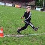 2026-04-18_training_met_vriendjes_en_vriendinnen_015.jpg