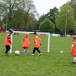 2026-04-18_training_met_vriendjes_en_vriendinnen_027.jpg