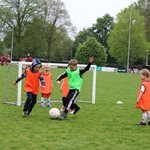 2026-04-18_training_met_vriendjes_en_vriendinnen_028.jpg