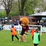 2026-04-18_training_met_vriendjes_en_vriendinnen_036.jpg