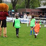 2026-04-18_training_met_vriendjes_en_vriendinnen_043.jpg