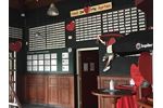 Roodzwarte harten bordjes opgehangen